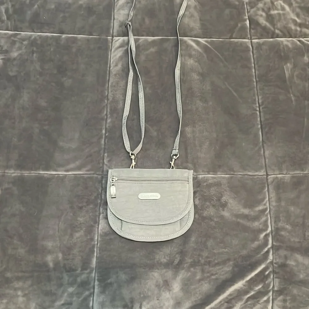 Baggallini Gray Belt Bag Adjustable Crossbody Multi Use Bag Wallet Women Unisex